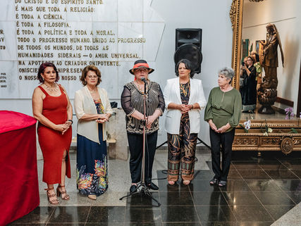 Exposição “Arte em Harmonia” abre com sucesso no Templo da LBV e reúne artistas, influenciadores e nomes do cenário cultural de Brasília