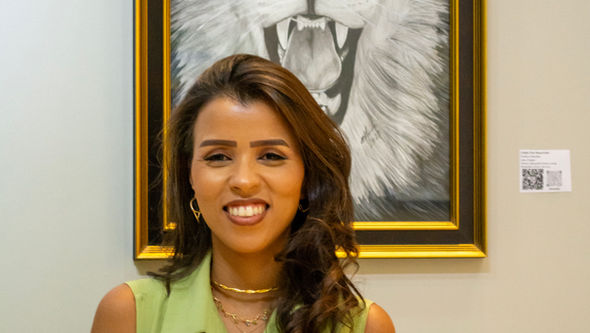Valparaíso recebe exposição de arte realista da artista brasiliense Évelin Mendes