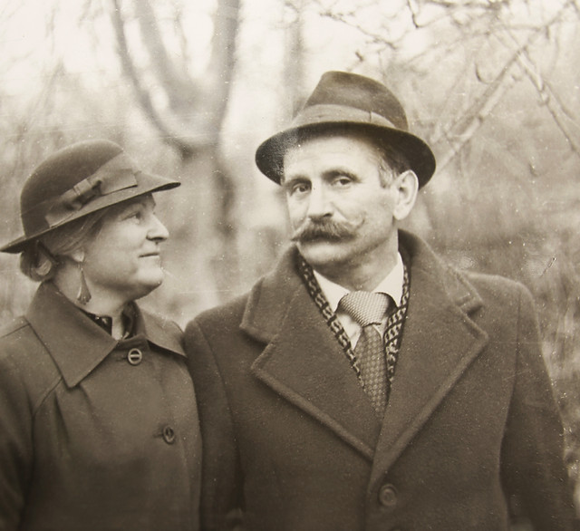 B&W Photo of a Couple