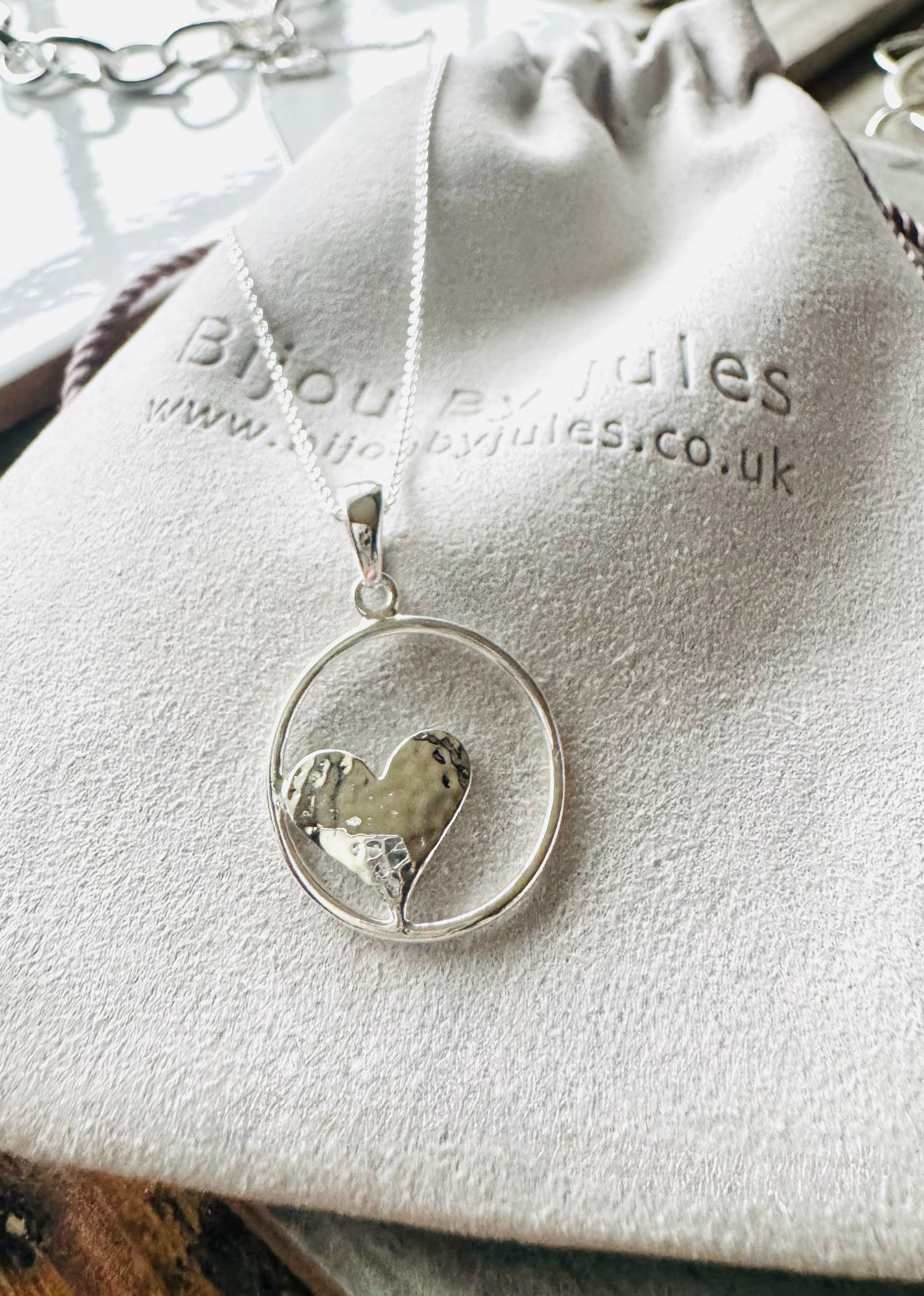 Sterling Silver Heart in Circle Pendant 