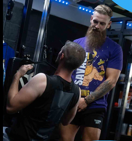 Personal trainer in Ashford Ken supporting client with sustainable weight loss coaching