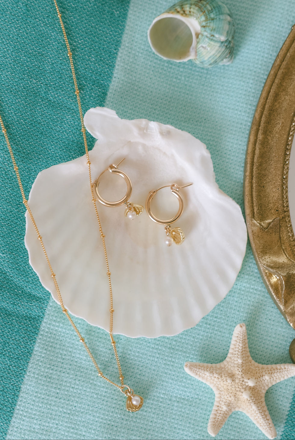 Thumbnail: Seashells By The Seashore Earrings (With Pearl)