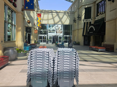 Durable Plastic Moving Boxes for Easy Relocation