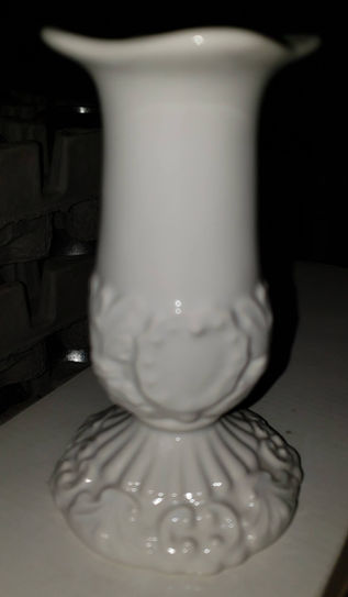White Ceramic pedestal bud vase