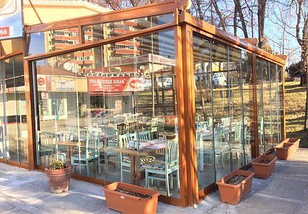 istanbulda cafe tentesi