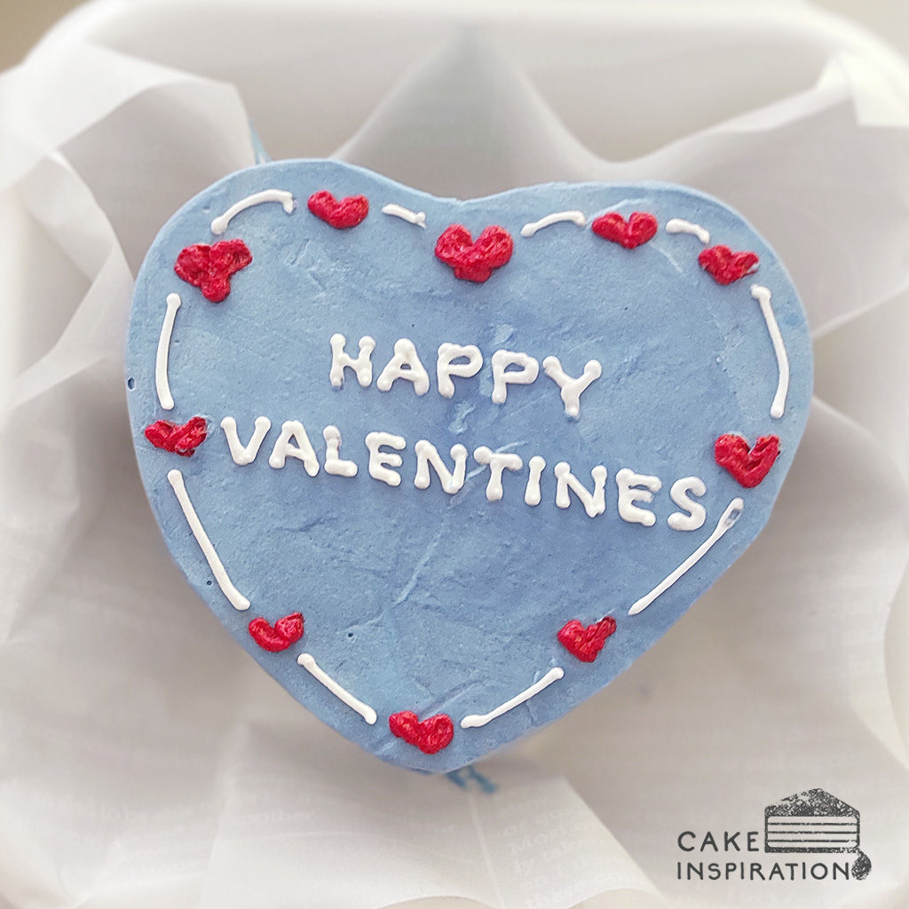Simple Blue Heart Bento Cake (H06)