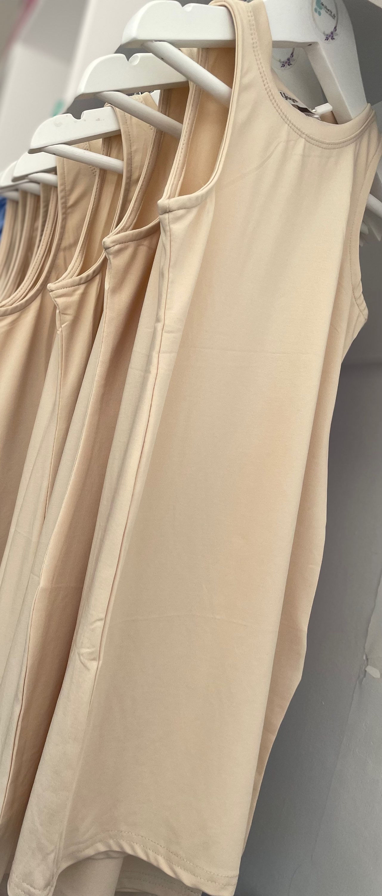 Girls cut sleeved dress