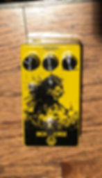 Walrus Audio Iron Horse LM308 V1 Distortion Pedal