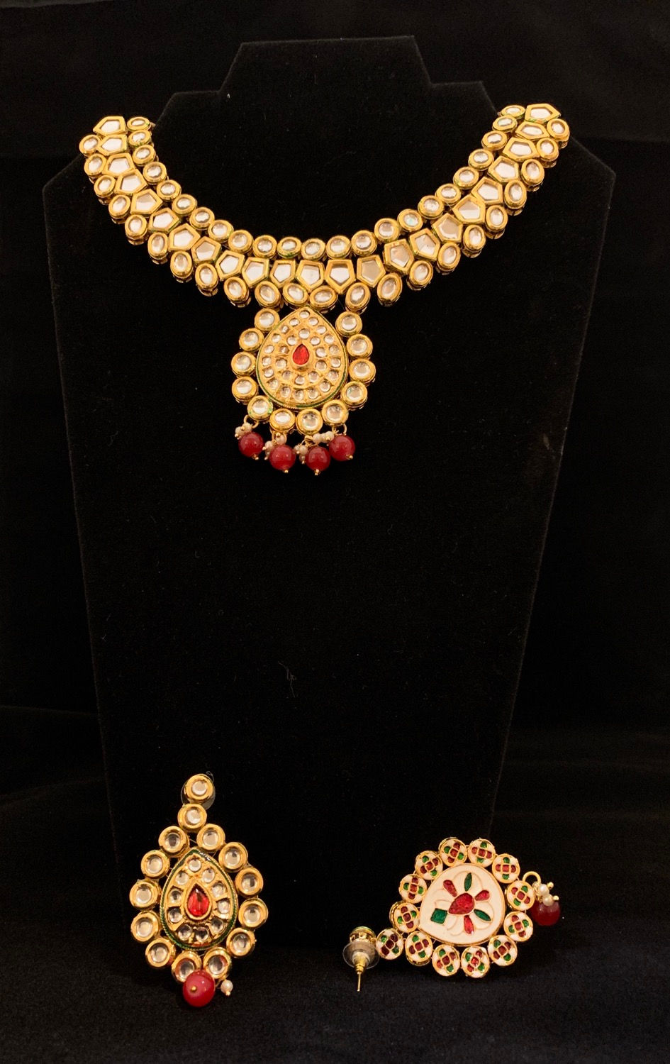Thumbnail: Necklace Set - Amaira Collection