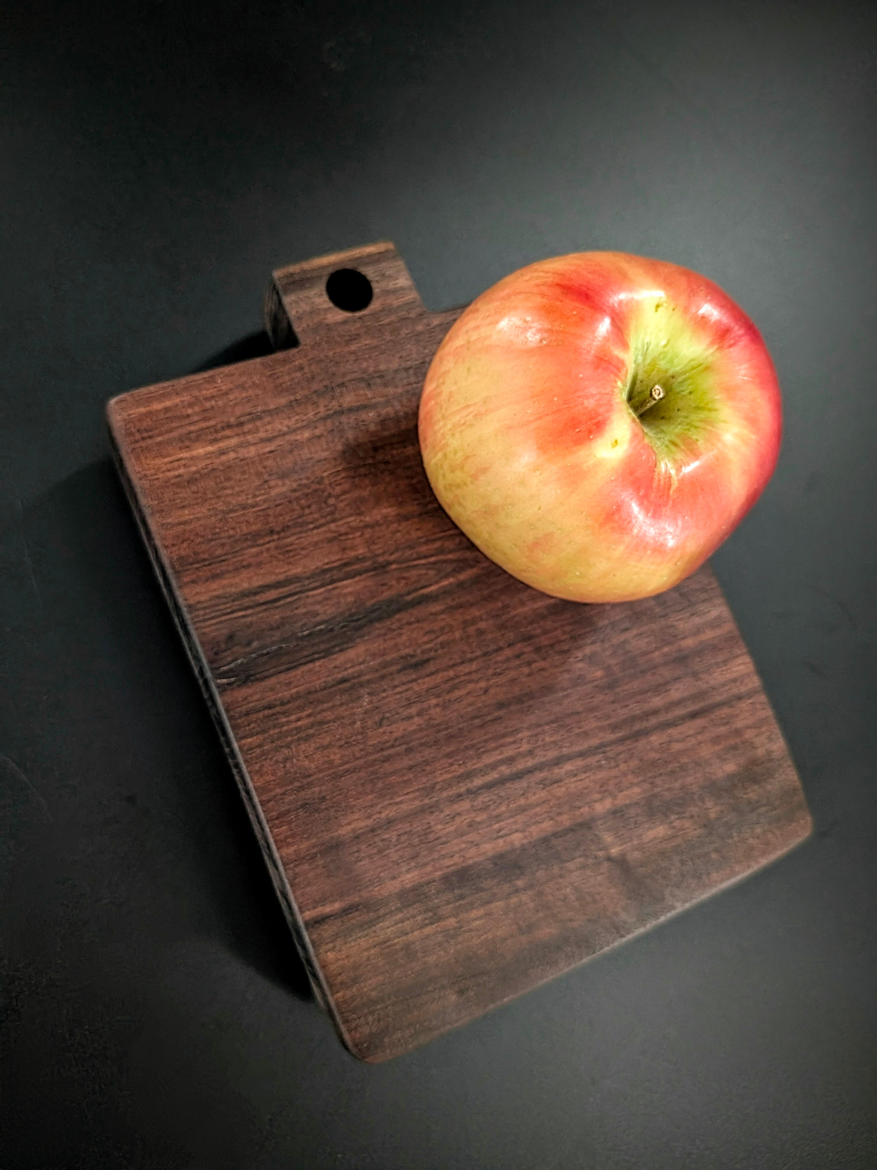 Honor - Black Walnut