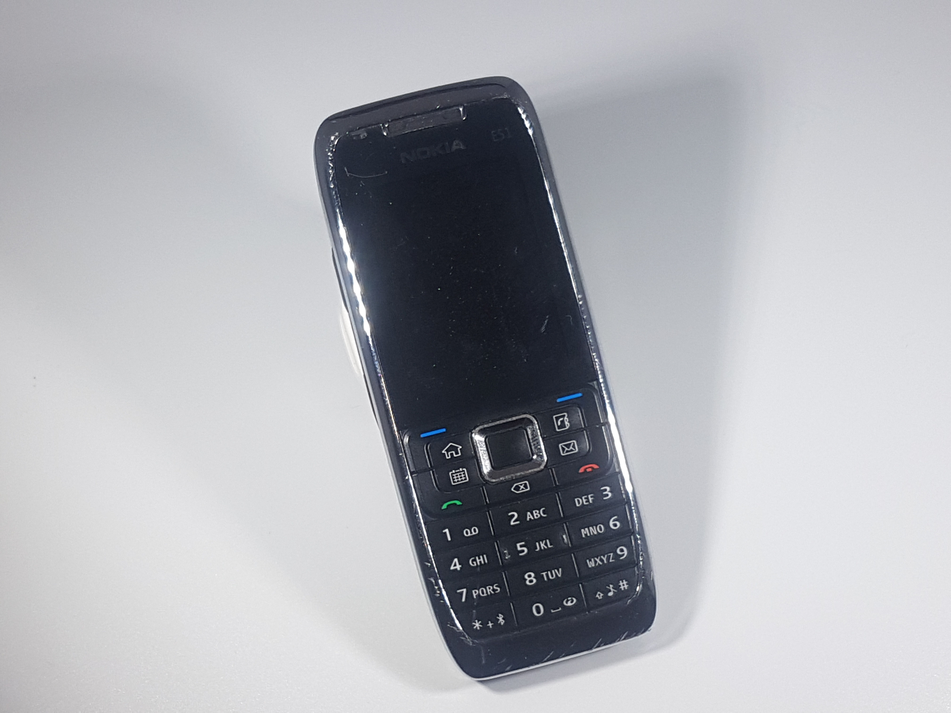 Nokia E51