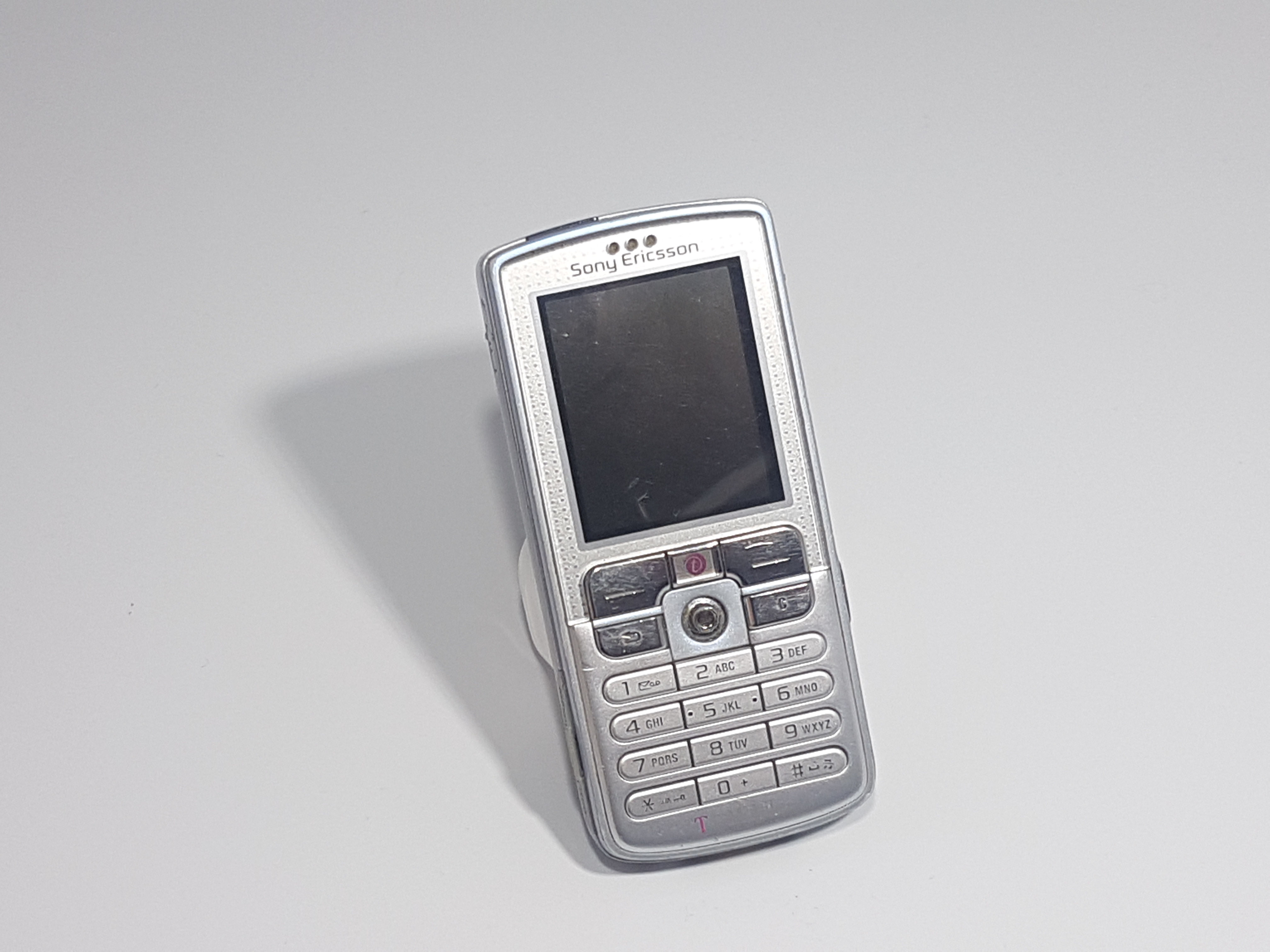 Sony Ericsson D750i