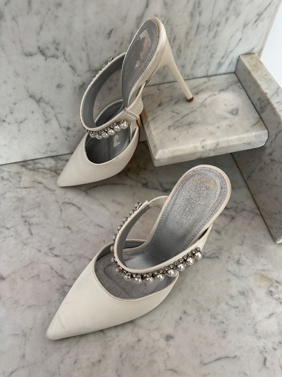 Thumbnail: White Pearl Heels