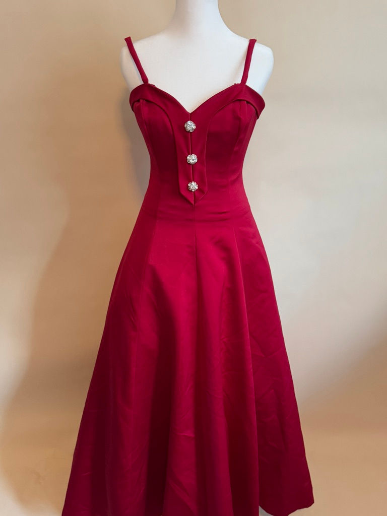 Thumbnail: Vintage Red Gown