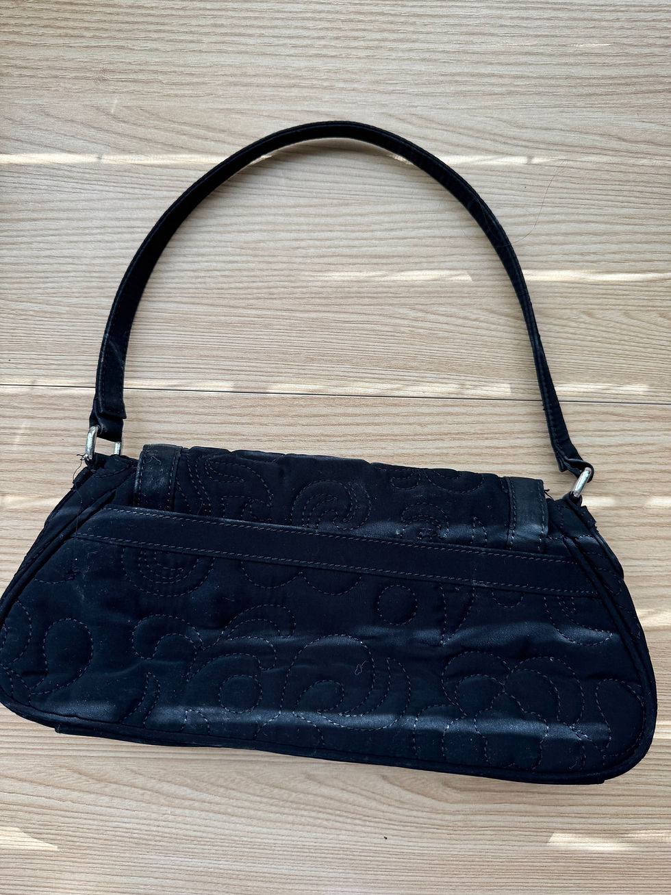 Thumbnail: Vera Bradley Shoulder Bag