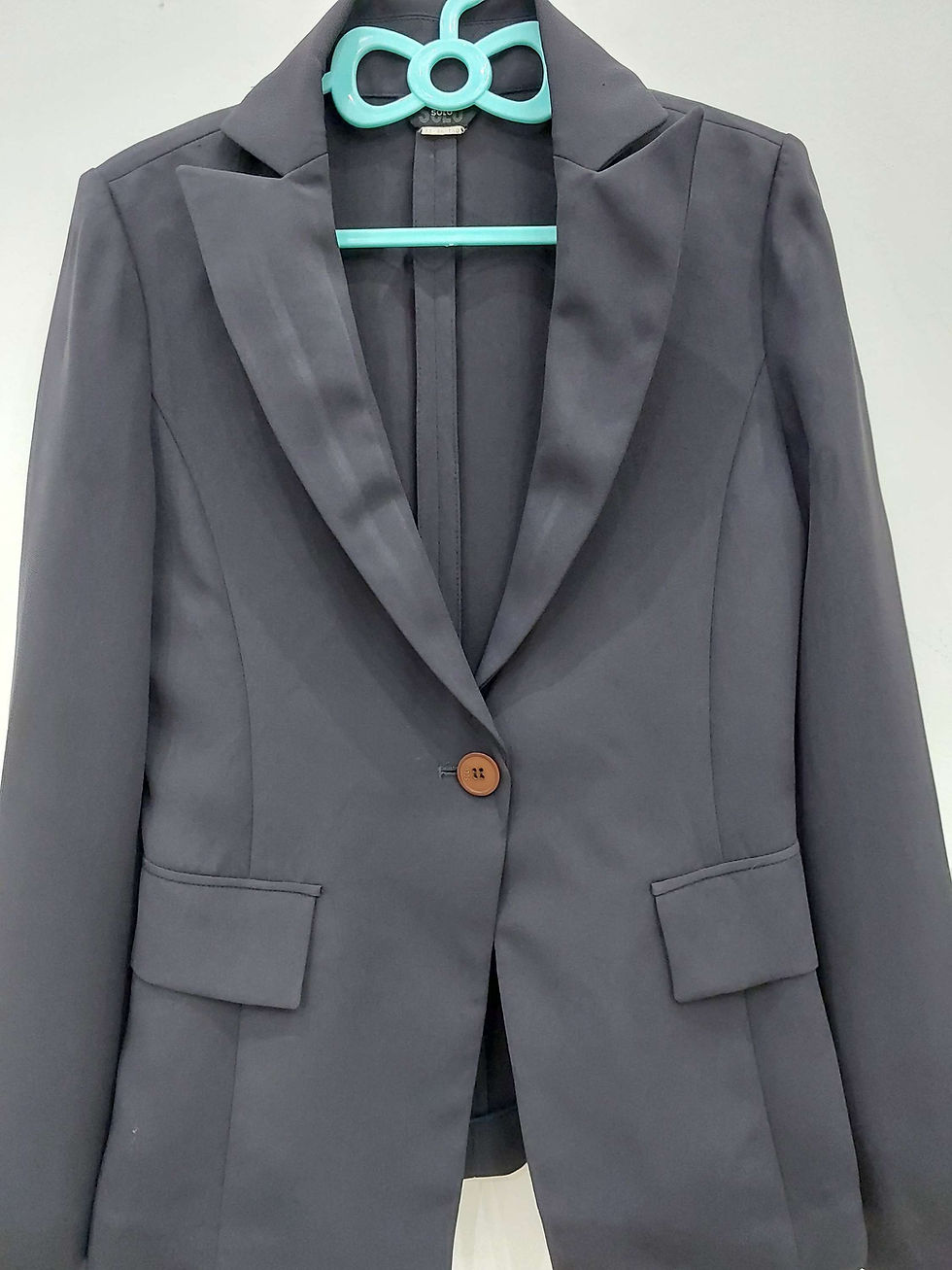 Thumbnail: Formal Black Blazer for women in Bust size 32