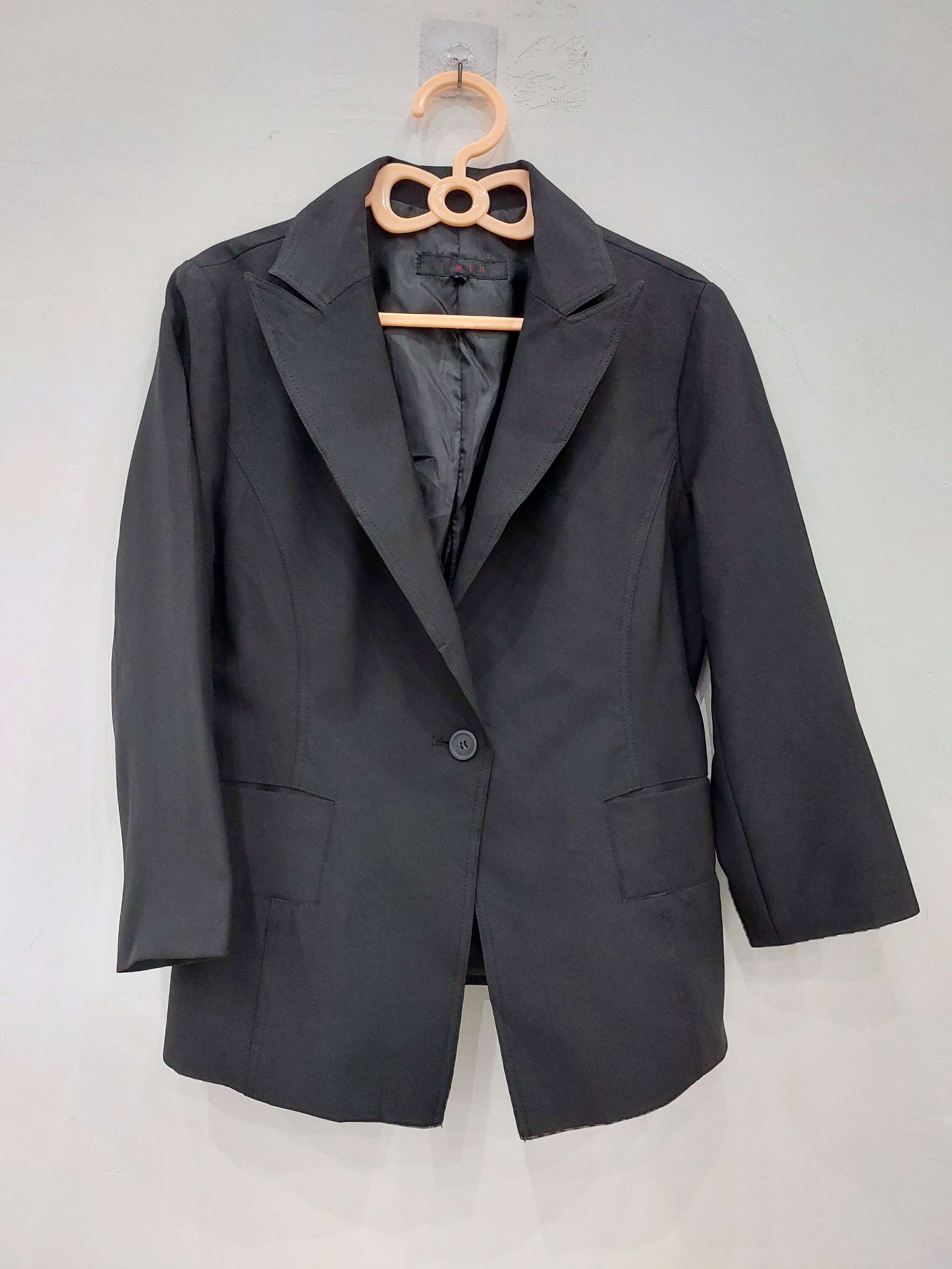 Formal Black Blazer for women in Bust size 36