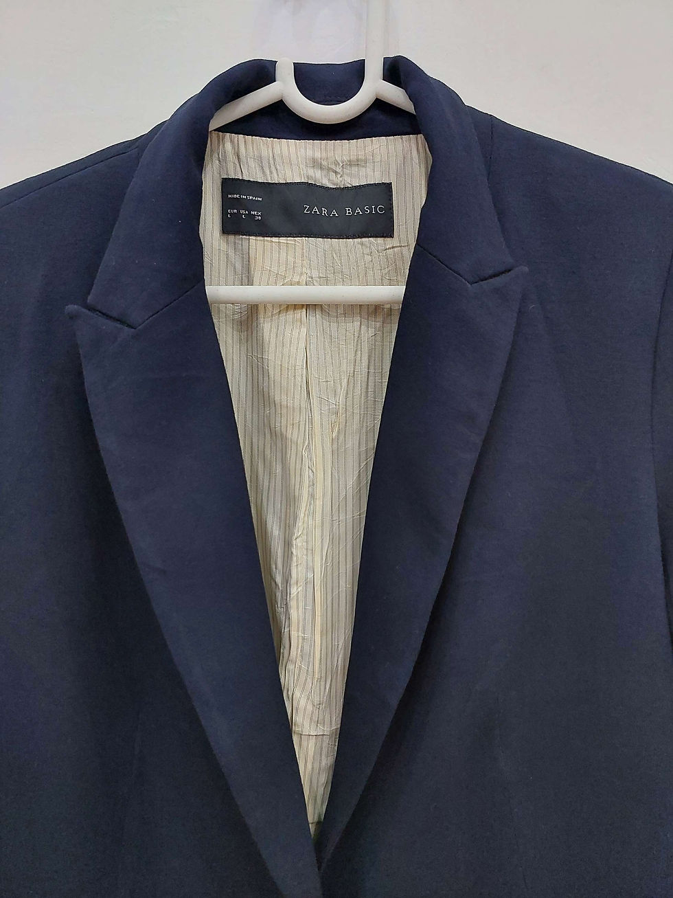 Thumbnail: Pre-loved Zara Basic Navy Blue Summer Blazer for Women