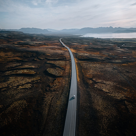 Photographie drone paysage route destination tourisme aérien