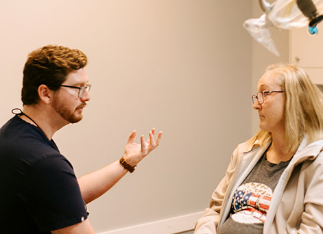 clarksville-dental-center-doctor-and-patient.jpg
