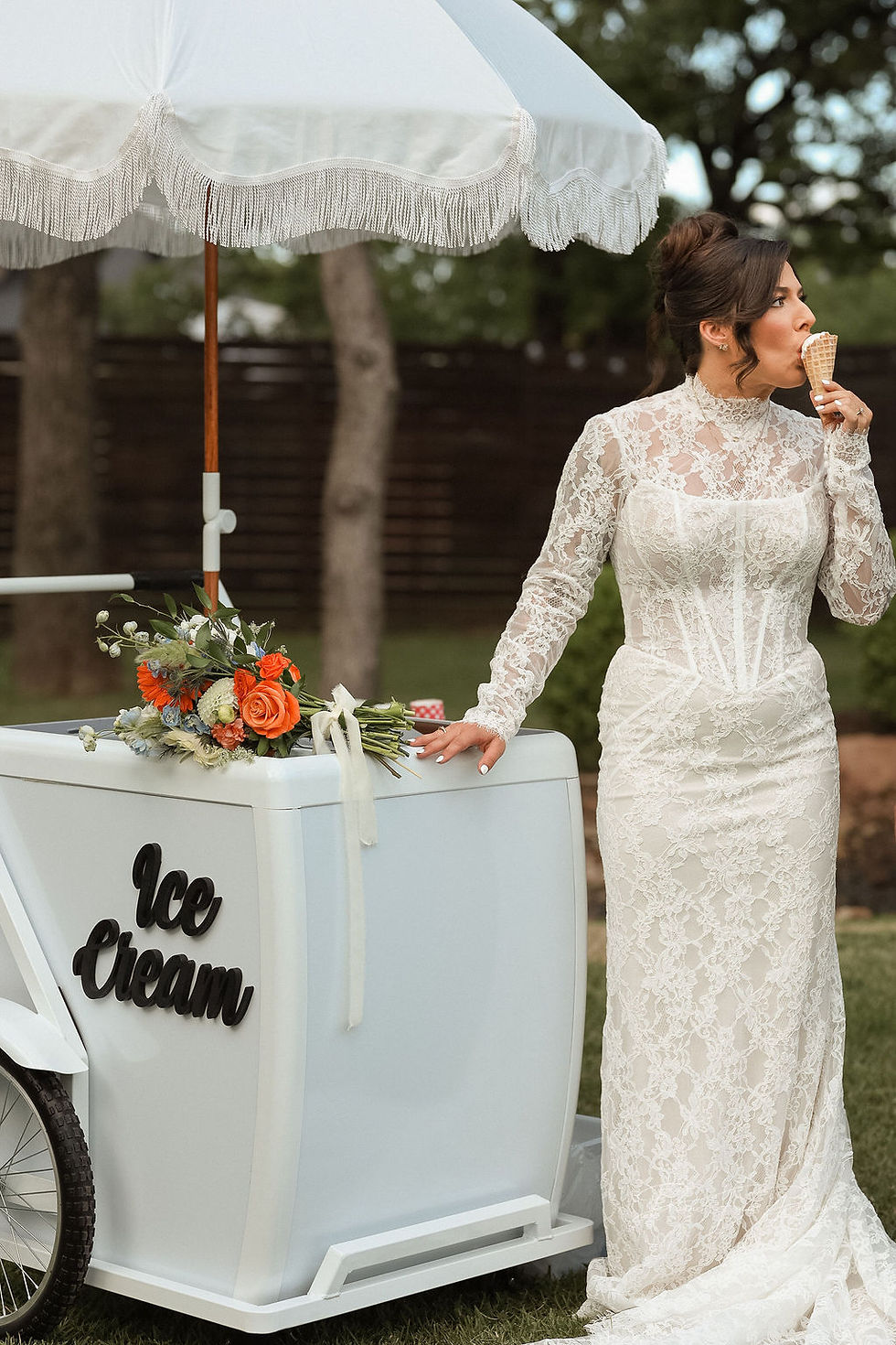 Bride with ice cream cart - Divine Focus Photography - Wedding
