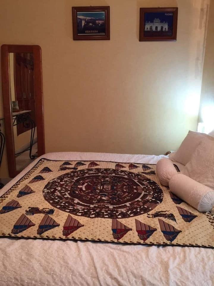 HERMOSA RESIDENCIA ESTILO RÚSTICO-CONTEMPORÁNEO CON LUJOSOS ACABADOS; EXCELENTE PARA DISFRUTARLA CON TU FAMILIA; UBICADA EN EL CENTRO DE ZIHUATANEJO A 5 MINUTOS DE LOS PRINCIPALES CENTROS DE COMERCIO, ZONA BANCARIA Y PLAYAS.
PRIMER PLANTA:
CASA PRINCIPAL CONSTA DE: SALA, COMEDOR, COCINA EQUIPADA, JARDÍN INTERIOR CON VITRALES, 2 BAÑOS, 3 RECÁMARAS TODAS CON AIRE ACONDICIONADO, CLOSETS DE MADERA DE CEDRO.
• RECAMARA PRINCIPAL CON BAÑO, VESTÍBULO Y JACUZZI, CON ACCESO DIRECTO A LA ALBERCA Y SALA DE ESTAR.
• SEGUNDA RECAMARA Y TERCER RECAMARA COMPARTEN BAÑO, TODOS LOS BAÑOS CON CANCELARÍA DE CRISTAL TEMPLADO, ESTUDIO, 1/2 BAÑO DE VISITA, PISOS DE MÁRMOL. GARAJE PARA 2 AUTOS, CISTERNA CON CAPACIDAD DE 25,000 LTS.
• ALBERCA CON BAÑO, VESTIDOR Y CUARTO DE BOMBAS DE FILTRADO,
• CUARTO DE SERVICIO CON ESPACIO PARA LAVADORA Y SECADORA
• CISTERNA CON CAPACIDAD DE 10,000 LTS.
• CÁMARAS DE CIRCUITO CERRADO PARA VÍDEO VIGILANCIA, PERÍMETRO PROTEGIDO, BARDEADO, ENREJADO Y CIRCULADO CON CONCERTINA TIPO BISTURÍ
• PORTÓN DE ACCESO Y PUERTA DE PLACA DE ACERO TIPO BLINDAJE CON APERTURA DE PORTÓN AUTOMATIZADO Y PUERTA CON VIDEO PORTERO Y APERTURA AUTOMÁTICA.
• LOCAL COMERCIAL CON ACCESO DE LA CALLE, EQUIPADO PARA OFICINA CON DIVISIONES DE CRISTAL TEMPLADO E ILUMINACIÓN EN LEDS, AIRE ACONDICIONADO TIPO MINI SPLIT, BAÑO Y ACCESO DE PUERTA DE CRISTAL TEMPLADO AUTOMATIZADO,PISOS DE MÁRMOL CON PARED DE MADERA DE PAROTA.
• SEGUNDA PLANTA: UN DEPARTAMENTO TIPO BUNGALOW, TOTALMENTE CON ENTRADA INDEPENDIENTE CON ACABADOS EN MÁRMOL Y MADERAS PRECIOSAS E ILUMINACIÓN DE LEDS. 2 RECAMARAS CON AIRE ACONDICIONADO TIPO MINI SPLIT Y PANTALLAS LCD CON CABLE; UNA CON CAMA KING SIZE Y LA OTRA CON 2 CAMAS INDIVIDUALES, TODAS CON CLOSETS DE MADERA DE CEDRO. COCINA CON BARRA. SALA DE ESTAR CON SISTEMA DE SONIDO, LUCES LED´S DE AMBIENTACIÓN. JARDÍN CON ESPACIOSA CABAÑA CONSTRUIDA CON MADERAS PRECIOSAS CON ESPACIO PARA 4 HAMACAS.
●CONSTA DE 319.08 MTS 2. DE TERRENO
●CONSTA DE 301.84 MTS 2 DE CONSTRUCCIÓN.
● INCLUYE MOBILIARIO EXCEPTO EL ARTE.
____________________
BEAUTIFUL CONTEMPORARY-RUSTIC STYLE RESIDENCE WITH LUXURY FINISHES; EXCELLENT TO ENJOY WITH YOUR FAMILY; LOCATED IN TOWN OF ZIHUATANEJO, GUERRERO MÉXICO, 5 MINUTES FROM THE MAIN CENTERS OF COMMERCE, BANK AREA AND BEACHES.
FIRST FLOOR:
MAIN HOUSE CONSISTS: LIVING ROOM, DINING ROOM, EQUIPPED KITCHEN, INTERIOR GARDEN WITH VITRALS, 2 BATHROOMS, 3 BEDROOMS ALL WITH AIR CONDITIONING, CEDRO WOOD CLOSETS.
MAIN BEDROOM WITH BATH, DRESSING ROOM AND JACUZZI, WITH DIRECT ACCESS TO THE POOL AND LIVING ROOM.
SECOND BEDROOM AND THIRD BEDROOM SHARE BATHROOM, ALL BATHROOMS WITH TEMPERED GLASS CANCELLATION, STUDY, 1/2 VISIT BATH, MARBLE FLOORS. GARAGE FOR 2 CARS, 1 TANK WITH CAPACITY OF 25,000 LTS
POOL WITH BATHROOM, DRESSING ROOM AND FILTER PUMPS
SERVICE ROOM WITH SPACE FOR WASHING AND DRYER AND TANK WITH CAPACITY OF 10,000 LTS.
CLOSED CIRCUIT CAMERAS FOR VIDEO SURVEILLANCE, PROTECTED PERIMETER, BARRIED AND CRIEDED CIRCULATE WITH SCALPEL TYPE CONCERTINE, ACCESS GATE AND STEEL PLATE DOOR ARMOR TYPE WITH AUTOMATIC AUTOMATED AND DOOR OPENED DOOR OPENING.
COMMERCIAL PREMISES WITH STREET ACCESS, EQUIPPED FOR OFFICE WITH TEMPERED GLASS DIVISIONS AND LIGHTING IN LEDS, MINI SPLIT TYPE AIR CONDITIONING, BATHROOM AND AUTOMATED TEMPERED GLASS DOOR ACCESS, MARBLE FLOORS WITH WOOD WALL.
SECOND FLOOR:
A BUNGALOW TYPE DEPARTMENT, FULLY WITH INDEPENDENT ENTRANCE WITH FINISHES IN MARBLE AND PRECIOUS WOODS AND LED LIGHTING.
2 BEDROOMS WITH AIR CONDITIONING TYPE MINI SPLIT AND LCD SCREENS WITH CABLE; ONE WITH KING SIZE BED AND THE OTHER WITH 2 INDIVIDUAL BEDS, ALL WITH CLOSETS OF WOOD OF CEDAR.
KITCHEN WITH BAR. LIVING ROOM WITH SOUND SYSTEM, LED´S AMBIENTATION LIGHTS. GARDEN WITH SPACIOUS CABIN BUILT WITH PRECIOUS WOODS WITH SPACE FOR 4 HAMMOCKS.
● LAND OF 319.08 MTS 2.
● CONSTRUCTION 301.84 MTS 2
● INCLUDES FURNITURE EXCEPT THE ART.