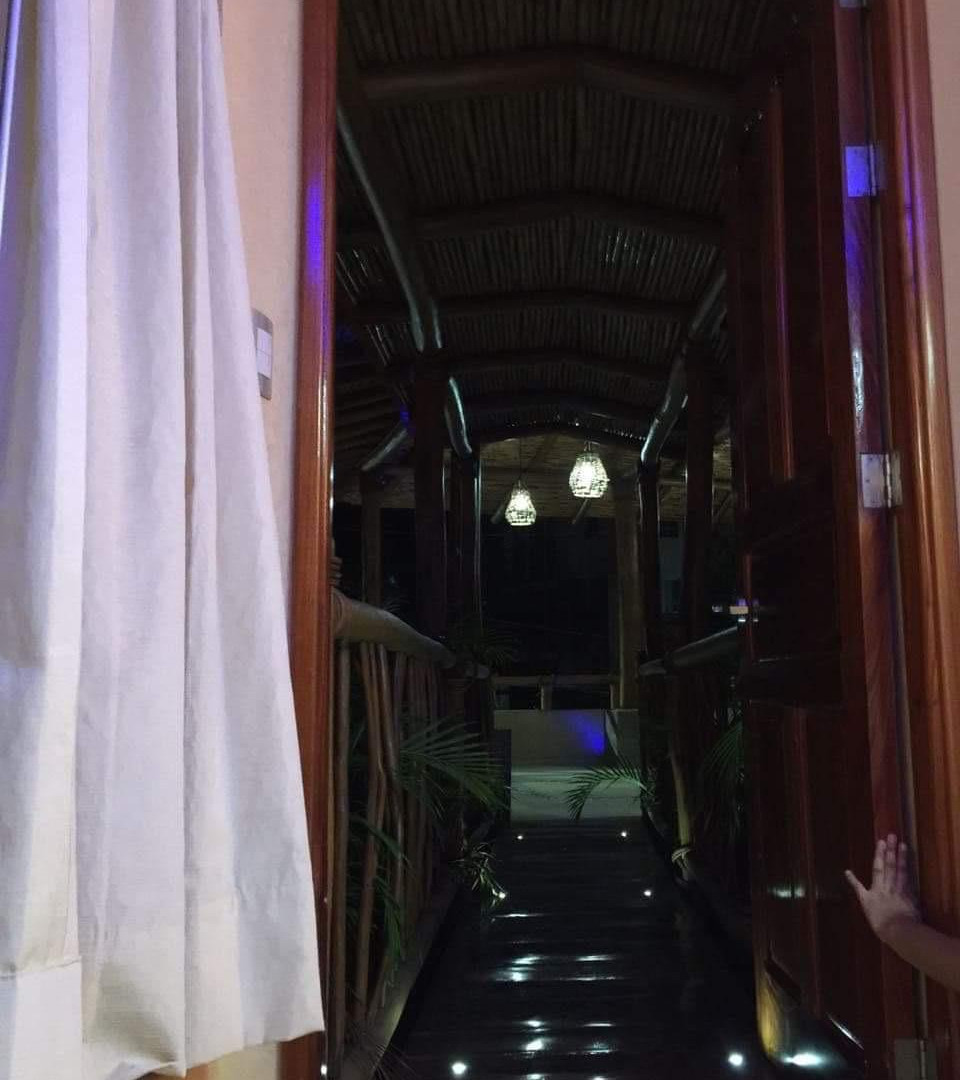 HERMOSA RESIDENCIA ESTILO RÚSTICO-CONTEMPORÁNEO CON LUJOSOS ACABADOS; EXCELENTE PARA DISFRUTARLA CON TU FAMILIA; UBICADA EN EL CENTRO DE ZIHUATANEJO A 5 MINUTOS DE LOS PRINCIPALES CENTROS DE COMERCIO, ZONA BANCARIA Y PLAYAS.
PRIMER PLANTA:
CASA PRINCIPAL CONSTA DE: SALA, COMEDOR, COCINA EQUIPADA, JARDÍN INTERIOR CON VITRALES, 2 BAÑOS, 3 RECÁMARAS TODAS CON AIRE ACONDICIONADO, CLOSETS DE MADERA DE CEDRO.
• RECAMARA PRINCIPAL CON BAÑO, VESTÍBULO Y JACUZZI, CON ACCESO DIRECTO A LA ALBERCA Y SALA DE ESTAR.
• SEGUNDA RECAMARA Y TERCER RECAMARA COMPARTEN BAÑO, TODOS LOS BAÑOS CON CANCELARÍA DE CRISTAL TEMPLADO, ESTUDIO, 1/2 BAÑO DE VISITA, PISOS DE MÁRMOL. GARAJE PARA 2 AUTOS, CISTERNA CON CAPACIDAD DE 25,000 LTS.
• ALBERCA CON BAÑO, VESTIDOR Y CUARTO DE BOMBAS DE FILTRADO,
• CUARTO DE SERVICIO CON ESPACIO PARA LAVADORA Y SECADORA
• CISTERNA CON CAPACIDAD DE 10,000 LTS.
• CÁMARAS DE CIRCUITO CERRADO PARA VÍDEO VIGILANCIA, PERÍMETRO PROTEGIDO, BARDEADO, ENREJADO Y CIRCULADO CON CONCERTINA TIPO BISTURÍ
• PORTÓN DE ACCESO Y PUERTA DE PLACA DE ACERO TIPO BLINDAJE CON APERTURA DE PORTÓN AUTOMATIZADO Y PUERTA CON VIDEO PORTERO Y APERTURA AUTOMÁTICA.
• LOCAL COMERCIAL CON ACCESO DE LA CALLE, EQUIPADO PARA OFICINA CON DIVISIONES DE CRISTAL TEMPLADO E ILUMINACIÓN EN LEDS, AIRE ACONDICIONADO TIPO MINI SPLIT, BAÑO Y ACCESO DE PUERTA DE CRISTAL TEMPLADO AUTOMATIZADO,PISOS DE MÁRMOL CON PARED DE MADERA DE PAROTA.
• SEGUNDA PLANTA: UN DEPARTAMENTO TIPO BUNGALOW, TOTALMENTE CON ENTRADA INDEPENDIENTE CON ACABADOS EN MÁRMOL Y MADERAS PRECIOSAS E ILUMINACIÓN DE LEDS. 2 RECAMARAS CON AIRE ACONDICIONADO TIPO MINI SPLIT Y PANTALLAS LCD CON CABLE; UNA CON CAMA KING SIZE Y LA OTRA CON 2 CAMAS INDIVIDUALES, TODAS CON CLOSETS DE MADERA DE CEDRO. COCINA CON BARRA. SALA DE ESTAR CON SISTEMA DE SONIDO, LUCES LED´S DE AMBIENTACIÓN. JARDÍN CON ESPACIOSA CABAÑA CONSTRUIDA CON MADERAS PRECIOSAS CON ESPACIO PARA 4 HAMACAS.
●CONSTA DE 319.08 MTS 2. DE TERRENO
●CONSTA DE 301.84 MTS 2 DE CONSTRUCCIÓN.
● INCLUYE MOBILIARIO EXCEPTO EL ARTE.
____________________
BEAUTIFUL CONTEMPORARY-RUSTIC STYLE RESIDENCE WITH LUXURY FINISHES; EXCELLENT TO ENJOY WITH YOUR FAMILY; LOCATED IN TOWN OF ZIHUATANEJO, GUERRERO MÉXICO, 5 MINUTES FROM THE MAIN CENTERS OF COMMERCE, BANK AREA AND BEACHES.
FIRST FLOOR:
MAIN HOUSE CONSISTS: LIVING ROOM, DINING ROOM, EQUIPPED KITCHEN, INTERIOR GARDEN WITH VITRALS, 2 BATHROOMS, 3 BEDROOMS ALL WITH AIR CONDITIONING, CEDRO WOOD CLOSETS.
MAIN BEDROOM WITH BATH, DRESSING ROOM AND JACUZZI, WITH DIRECT ACCESS TO THE POOL AND LIVING ROOM.
SECOND BEDROOM AND THIRD BEDROOM SHARE BATHROOM, ALL BATHROOMS WITH TEMPERED GLASS CANCELLATION, STUDY, 1/2 VISIT BATH, MARBLE FLOORS. GARAGE FOR 2 CARS, 1 TANK WITH CAPACITY OF 25,000 LTS
POOL WITH BATHROOM, DRESSING ROOM AND FILTER PUMPS
SERVICE ROOM WITH SPACE FOR WASHING AND DRYER AND TANK WITH CAPACITY OF 10,000 LTS.
CLOSED CIRCUIT CAMERAS FOR VIDEO SURVEILLANCE, PROTECTED PERIMETER, BARRIED AND CRIEDED CIRCULATE WITH SCALPEL TYPE CONCERTINE, ACCESS GATE AND STEEL PLATE DOOR ARMOR TYPE WITH AUTOMATIC AUTOMATED AND DOOR OPENED DOOR OPENING.
COMMERCIAL PREMISES WITH STREET ACCESS, EQUIPPED FOR OFFICE WITH TEMPERED GLASS DIVISIONS AND LIGHTING IN LEDS, MINI SPLIT TYPE AIR CONDITIONING, BATHROOM AND AUTOMATED TEMPERED GLASS DOOR ACCESS, MARBLE FLOORS WITH WOOD WALL.
SECOND FLOOR:
A BUNGALOW TYPE DEPARTMENT, FULLY WITH INDEPENDENT ENTRANCE WITH FINISHES IN MARBLE AND PRECIOUS WOODS AND LED LIGHTING.
2 BEDROOMS WITH AIR CONDITIONING TYPE MINI SPLIT AND LCD SCREENS WITH CABLE; ONE WITH KING SIZE BED AND THE OTHER WITH 2 INDIVIDUAL BEDS, ALL WITH CLOSETS OF WOOD OF CEDAR.
KITCHEN WITH BAR. LIVING ROOM WITH SOUND SYSTEM, LED´S AMBIENTATION LIGHTS. GARDEN WITH SPACIOUS CABIN BUILT WITH PRECIOUS WOODS WITH SPACE FOR 4 HAMMOCKS.
● LAND OF 319.08 MTS 2.
● CONSTRUCTION 301.84 MTS 2
● INCLUDES FURNITURE EXCEPT THE ART.
