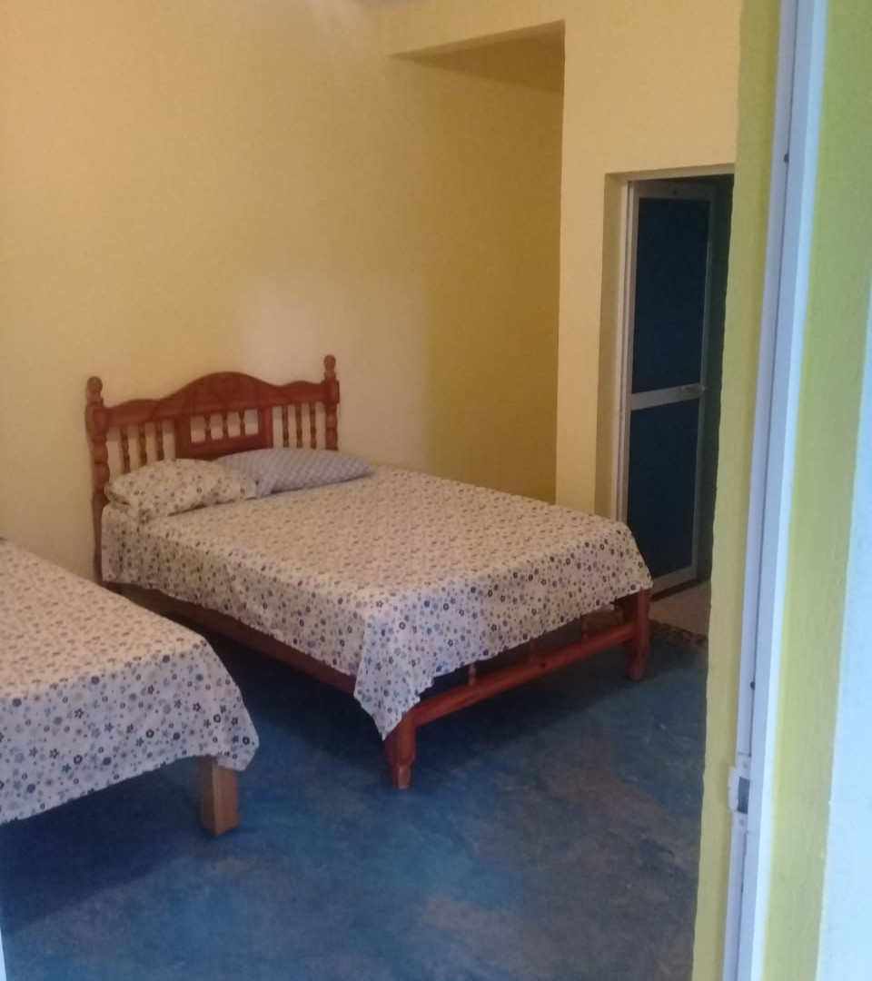!!!Agradable y Cómodo Hotel Familiar Ubicado en las Costas de Guerrero, en Playa Troncones, ¡¡¡a solo 300 metros del mar y de los pescados y mariscos más frescos de la región!!!
~ A 20 Minutos de la Zona Hotelera de Ixtapa Zihuatanejo, Gro.
~ A 30 Minutos de Zihuatanejo, Gro.
~ A 40 Minutos del Aeropuerto Internacional de Zihuatanejo, Gro.
~ 15 Cómodas Habitaciones: Sencillas, Dobles Triples y Cuádruples
____________________
Nice and Comfortable Family Hotel Located on the Coasts of Guerrero, in Troncones Beach, just 300 meters from the sea and the freshest seafood in the region!
~ 20 Minutes from the Hotel Zone of Ixtapa Zihuatanejo, Gro.
~ 30 Minutes from Zihuatanejo, Gro.
~ 40 Minutes from Zihuatanejo International Airport, Gro.
~ 15 Comfortable Rooms: Single, Double Triple and Quadruple