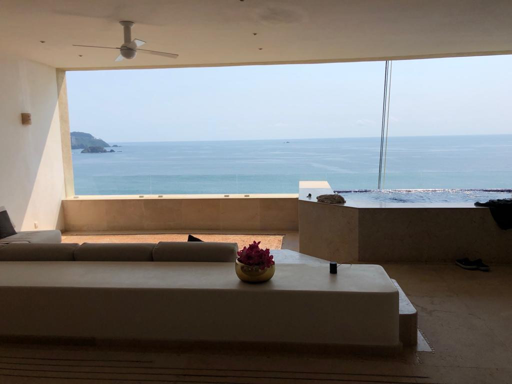 Ubicado en los Condominios de Playa Ixtapa en medio de exuberantes y extensos terrenos, este lujosamente decorado y elegante Condominio le ofrece 5 dormitorios (incluyendo una suite principal) 3 baños, cocina completa y amplia sala de estar y comedor.
Con vista al mar desde el bar, terrazas, sala y comedor.
COMODIDADES
TV con servicio de cable.
Reproductor de DVD.
Servicio diario de mucama.
Estéreo.
Cocina.
Aire Acondicionado por Habitación.
Secadora y lavadora.
Ventiladores de techo.
SERVICIOS
Ascensor.
Piscina para adultos.
Piscina para niños.
Servicio de limpieza diario.
24 horas Seguridad.
___________________
Located in the Ixtapa Beach Condominiums amidst lush and extensive grounds, this luxuriously decorated and elegant Condominium offers you 5 bedrooms (including a master suite) 3 bathrooms, full kitchen and large living and dining room.
With ocean view from the bar, terraces, living room and dining room.
AMENITIES
TV with cable service.
DVD Player.
Daily maid service.
Stereo.
Kitchen.
Air conditioning per room.
Dryer and washing machine.
Ceiling fans.
SERVICES
Lift.
Pool for adults.
Children's pool.
Daily cleaning service.
24 hours Security.