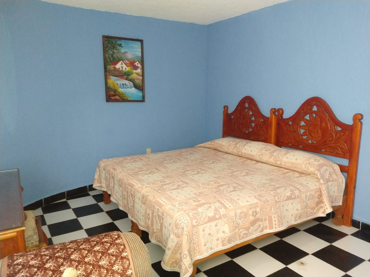 HERMOSO DEPARTAMENTO EN EL CENTRO DE ZIHUATANEJO, GRO. COMPLETAMENTE EQUIPADO
Cuenta con 3 recámaras, cada una de ellas con aire acondicionado, TV en cada una de ellas, Sala, Cocina con todos sus utensilios, Refrigerador, Horno de Microondas, Plancha y Hamacas, Estacionamiento.
A solo 5 Minutos de Playa La Madera y 5 minutos del Centro de Zihuatanejo, Guerrero, Mex.
Capacidad de 10 a 15 personas Máximo.
____________________
BEAUTIFUL DEPARTMENT IN THE CENTER OF ZIHUATANEJO, GRO. FULLY EQUIPPED
It has 3 bedrooms, each with air conditioning, TV in each of them, Living room, Kitchen with all its utensils, Refrigerator, Microwave, Iron and Hammocks, Parking.
Only 5 minutes from Playa La Madera and 5 minutes from the Center of Zihuatanejo, Guerrero, Mex.
Capacity of 10 to 15 people Maximum.