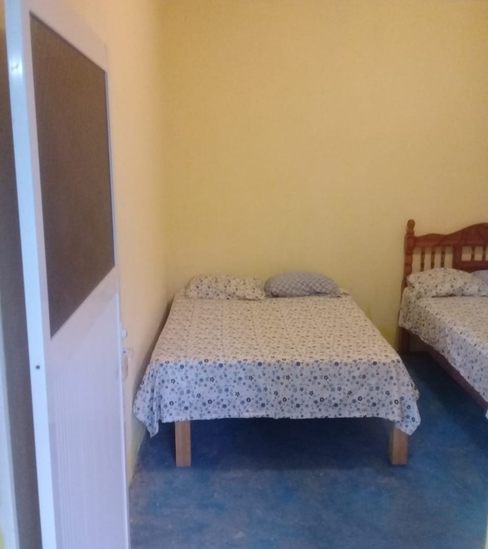 !!!Agradable y Cómodo Hotel Familiar Ubicado en las Costas de Guerrero, en Playa Troncones, ¡¡¡a solo 300 metros del mar y de los pescados y mariscos más frescos de la región!!!
~ A 20 Minutos de la Zona Hotelera de Ixtapa Zihuatanejo, Gro.
~ A 30 Minutos de Zihuatanejo, Gro.
~ A 40 Minutos del Aeropuerto Internacional de Zihuatanejo, Gro.
~ 15 Cómodas Habitaciones: Sencillas, Dobles Triples y Cuádruples
____________________
Nice and Comfortable Family Hotel Located on the Coasts of Guerrero, in Troncones Beach, just 300 meters from the sea and the freshest seafood in the region!
~ 20 Minutes from the Hotel Zone of Ixtapa Zihuatanejo, Gro.
~ 30 Minutes from Zihuatanejo, Gro.
~ 40 Minutes from Zihuatanejo International Airport, Gro.
~ 15 Comfortable Rooms: Single, Double Triple and Quadruple