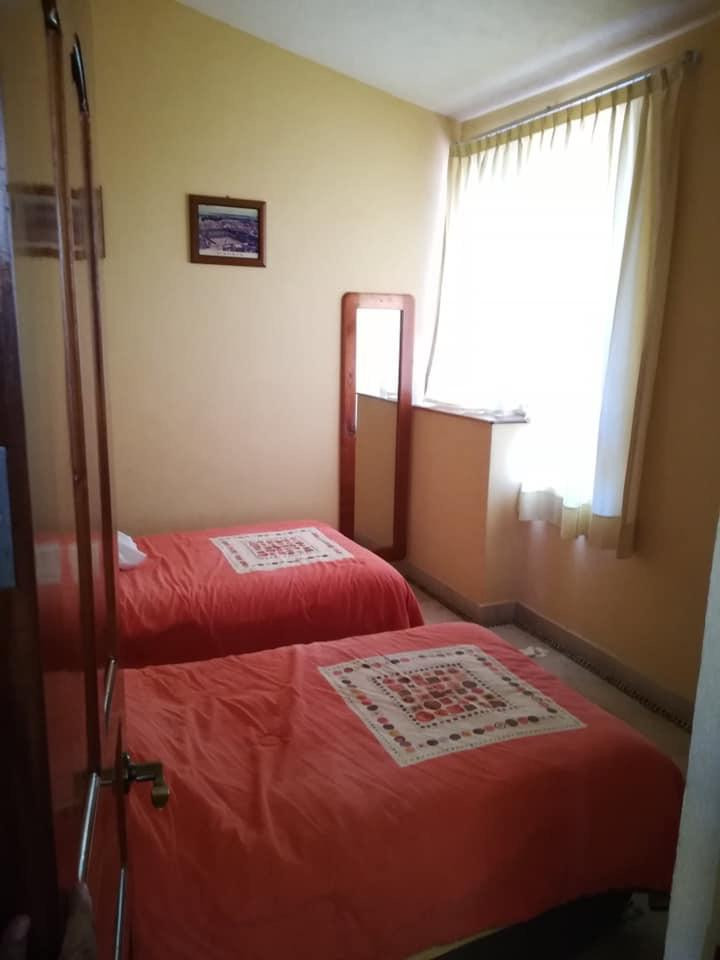 HERMOSA RESIDENCIA ESTILO RÚSTICO-CONTEMPORÁNEO CON LUJOSOS ACABADOS; EXCELENTE PARA DISFRUTARLA CON TU FAMILIA; UBICADA EN EL CENTRO DE ZIHUATANEJO A 5 MINUTOS DE LOS PRINCIPALES CENTROS DE COMERCIO, ZONA BANCARIA Y PLAYAS.
PRIMER PLANTA:
CASA PRINCIPAL CONSTA DE: SALA, COMEDOR, COCINA EQUIPADA, JARDÍN INTERIOR CON VITRALES, 2 BAÑOS, 3 RECÁMARAS TODAS CON AIRE ACONDICIONADO, CLOSETS DE MADERA DE CEDRO.
• RECAMARA PRINCIPAL CON BAÑO, VESTÍBULO Y JACUZZI, CON ACCESO DIRECTO A LA ALBERCA Y SALA DE ESTAR.
• SEGUNDA RECAMARA Y TERCER RECAMARA COMPARTEN BAÑO, TODOS LOS BAÑOS CON CANCELARÍA DE CRISTAL TEMPLADO, ESTUDIO, 1/2 BAÑO DE VISITA, PISOS DE MÁRMOL. GARAJE PARA 2 AUTOS, CISTERNA CON CAPACIDAD DE 25,000 LTS.
• ALBERCA CON BAÑO, VESTIDOR Y CUARTO DE BOMBAS DE FILTRADO,
• CUARTO DE SERVICIO CON ESPACIO PARA LAVADORA Y SECADORA
• CISTERNA CON CAPACIDAD DE 10,000 LTS.
• CÁMARAS DE CIRCUITO CERRADO PARA VÍDEO VIGILANCIA, PERÍMETRO PROTEGIDO, BARDEADO, ENREJADO Y CIRCULADO CON CONCERTINA TIPO BISTURÍ
• PORTÓN DE ACCESO Y PUERTA DE PLACA DE ACERO TIPO BLINDAJE CON APERTURA DE PORTÓN AUTOMATIZADO Y PUERTA CON VIDEO PORTERO Y APERTURA AUTOMÁTICA.
• LOCAL COMERCIAL CON ACCESO DE LA CALLE, EQUIPADO PARA OFICINA CON DIVISIONES DE CRISTAL TEMPLADO E ILUMINACIÓN EN LEDS, AIRE ACONDICIONADO TIPO MINI SPLIT, BAÑO Y ACCESO DE PUERTA DE CRISTAL TEMPLADO AUTOMATIZADO,PISOS DE MÁRMOL CON PARED DE MADERA DE PAROTA.
• SEGUNDA PLANTA: UN DEPARTAMENTO TIPO BUNGALOW, TOTALMENTE CON ENTRADA INDEPENDIENTE CON ACABADOS EN MÁRMOL Y MADERAS PRECIOSAS E ILUMINACIÓN DE LEDS. 2 RECAMARAS CON AIRE ACONDICIONADO TIPO MINI SPLIT Y PANTALLAS LCD CON CABLE; UNA CON CAMA KING SIZE Y LA OTRA CON 2 CAMAS INDIVIDUALES, TODAS CON CLOSETS DE MADERA DE CEDRO. COCINA CON BARRA. SALA DE ESTAR CON SISTEMA DE SONIDO, LUCES LED´S DE AMBIENTACIÓN. JARDÍN CON ESPACIOSA CABAÑA CONSTRUIDA CON MADERAS PRECIOSAS CON ESPACIO PARA 4 HAMACAS.
●CONSTA DE 319.08 MTS 2. DE TERRENO
●CONSTA DE 301.84 MTS 2 DE CONSTRUCCIÓN.
● INCLUYE MOBILIARIO EXCEPTO EL ARTE.
____________________
BEAUTIFUL CONTEMPORARY-RUSTIC STYLE RESIDENCE WITH LUXURY FINISHES; EXCELLENT TO ENJOY WITH YOUR FAMILY; LOCATED IN TOWN OF ZIHUATANEJO, GUERRERO MÉXICO, 5 MINUTES FROM THE MAIN CENTERS OF COMMERCE, BANK AREA AND BEACHES.
FIRST FLOOR:
MAIN HOUSE CONSISTS: LIVING ROOM, DINING ROOM, EQUIPPED KITCHEN, INTERIOR GARDEN WITH VITRALS, 2 BATHROOMS, 3 BEDROOMS ALL WITH AIR CONDITIONING, CEDRO WOOD CLOSETS.
MAIN BEDROOM WITH BATH, DRESSING ROOM AND JACUZZI, WITH DIRECT ACCESS TO THE POOL AND LIVING ROOM.
SECOND BEDROOM AND THIRD BEDROOM SHARE BATHROOM, ALL BATHROOMS WITH TEMPERED GLASS CANCELLATION, STUDY, 1/2 VISIT BATH, MARBLE FLOORS. GARAGE FOR 2 CARS, 1 TANK WITH CAPACITY OF 25,000 LTS
POOL WITH BATHROOM, DRESSING ROOM AND FILTER PUMPS
SERVICE ROOM WITH SPACE FOR WASHING AND DRYER AND TANK WITH CAPACITY OF 10,000 LTS.
CLOSED CIRCUIT CAMERAS FOR VIDEO SURVEILLANCE, PROTECTED PERIMETER, BARRIED AND CRIEDED CIRCULATE WITH SCALPEL TYPE CONCERTINE, ACCESS GATE AND STEEL PLATE DOOR ARMOR TYPE WITH AUTOMATIC AUTOMATED AND DOOR OPENED DOOR OPENING.
COMMERCIAL PREMISES WITH STREET ACCESS, EQUIPPED FOR OFFICE WITH TEMPERED GLASS DIVISIONS AND LIGHTING IN LEDS, MINI SPLIT TYPE AIR CONDITIONING, BATHROOM AND AUTOMATED TEMPERED GLASS DOOR ACCESS, MARBLE FLOORS WITH WOOD WALL.
SECOND FLOOR:
A BUNGALOW TYPE DEPARTMENT, FULLY WITH INDEPENDENT ENTRANCE WITH FINISHES IN MARBLE AND PRECIOUS WOODS AND LED LIGHTING.
2 BEDROOMS WITH AIR CONDITIONING TYPE MINI SPLIT AND LCD SCREENS WITH CABLE; ONE WITH KING SIZE BED AND THE OTHER WITH 2 INDIVIDUAL BEDS, ALL WITH CLOSETS OF WOOD OF CEDAR.
KITCHEN WITH BAR. LIVING ROOM WITH SOUND SYSTEM, LED´S AMBIENTATION LIGHTS. GARDEN WITH SPACIOUS CABIN BUILT WITH PRECIOUS WOODS WITH SPACE FOR 4 HAMMOCKS.
● LAND OF 319.08 MTS 2.
● CONSTRUCTION 301.84 MTS 2
● INCLUDES FURNITURE EXCEPT THE ART.