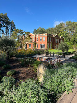 2851b7a6-3604-4385-a9bf-1894912ae4fc