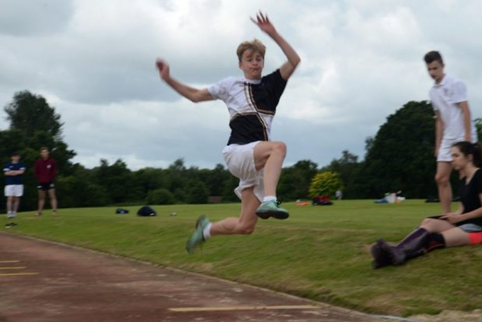 2016_sportsday_jump1