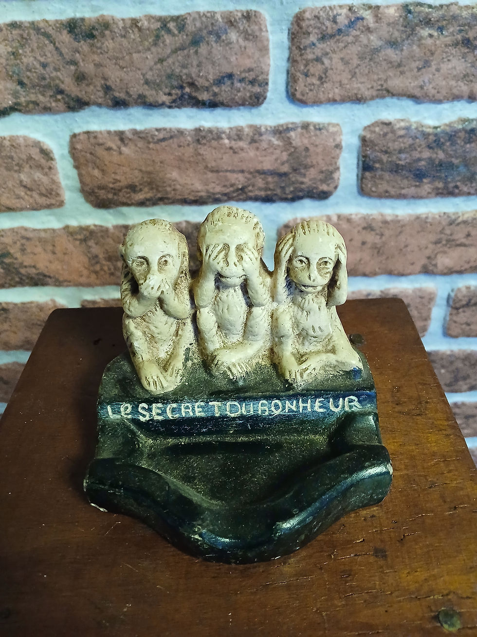 Miniature : Statuette décorative les 3 singes en résine plusieurs pièces disponible 