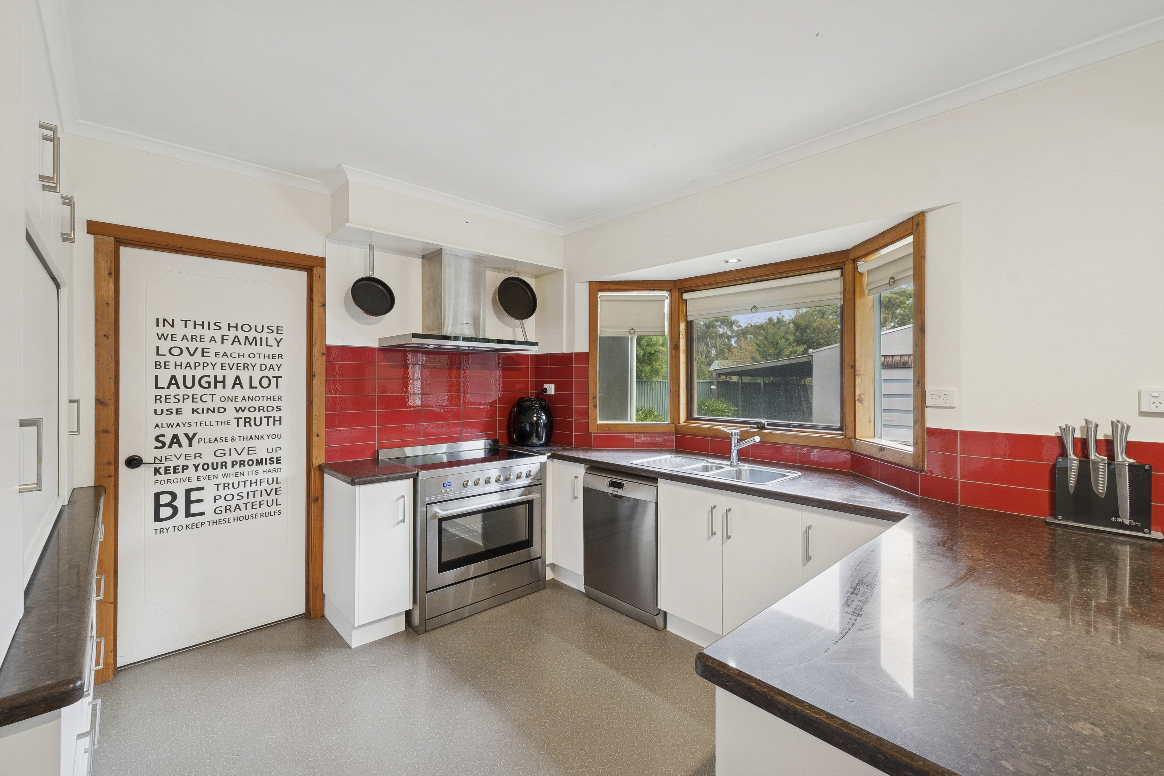 13 Ballagh Street, Elliminyt, Elliminyt - Thumbnail 5