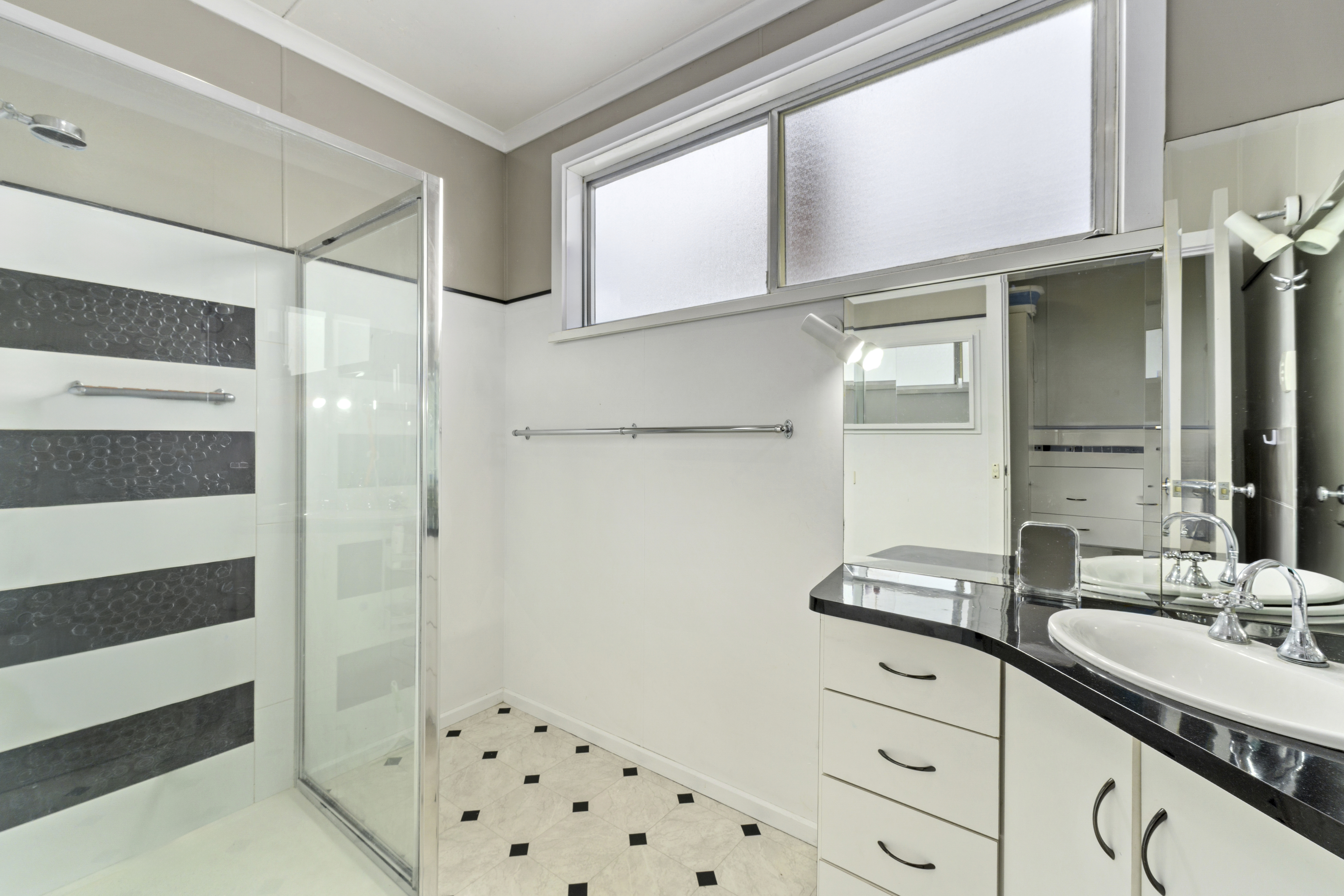 41 Hart Street, Colac, Colac - Thumbnail 6