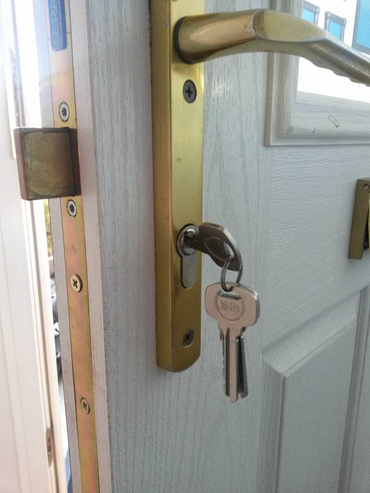 new lock with 3 keys