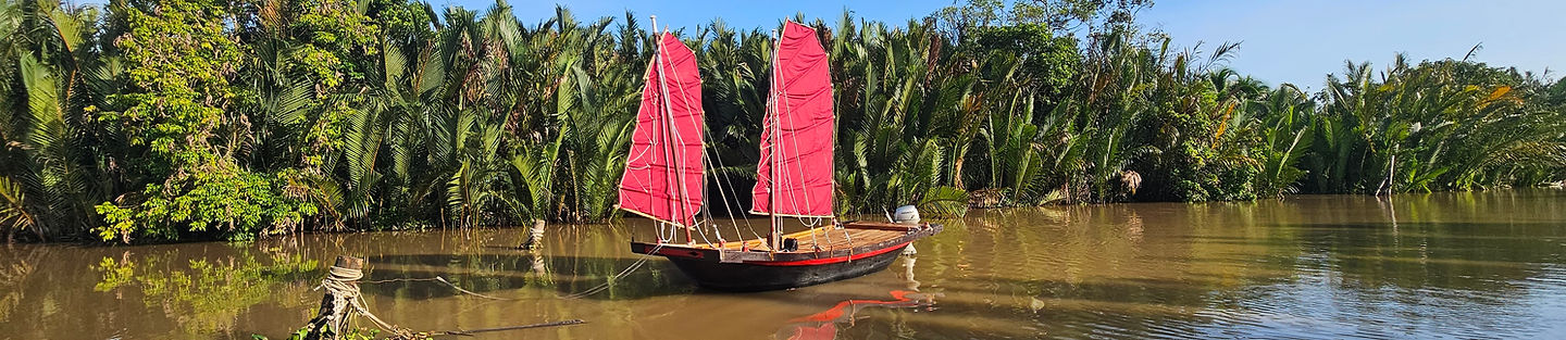 Boat Sail Mekong8.jpg