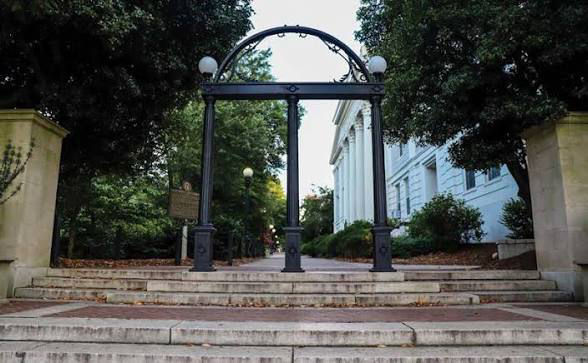 Firefighters responding to explosion on UGA campus