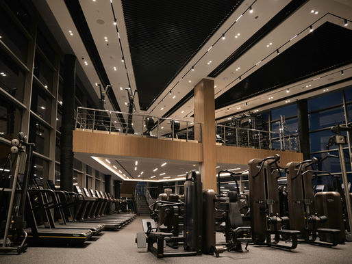 Premium gym near Dubai Marina, Fidelity Fitness Club at Almas Tower JLT with outdoor pool