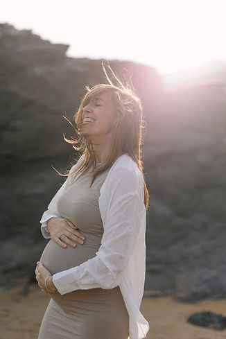 Sesión-embarazo-Asturias-Patri Felini.jpg
