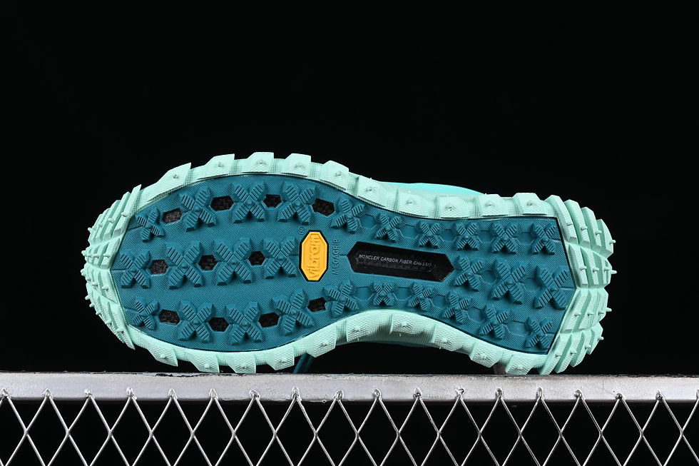 Thumbnail: Moncler TailGrip Gtx
