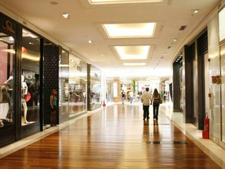 Tamanho padrão de quiosques para shopping.