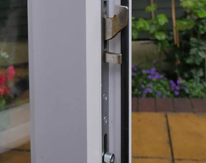 Door and window repairs Pontefract.