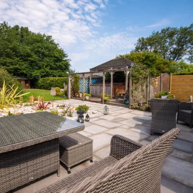 Low maintenance garden 009
