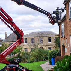 Extended cherry picker
