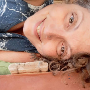 להיות משנית לקשר זוגי היררכי