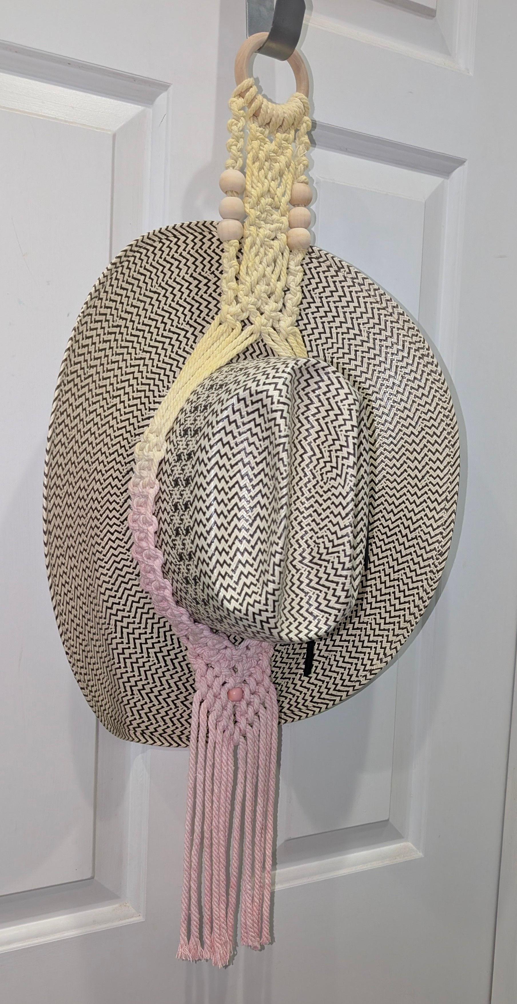 Custom CW Single Hat Hanger 