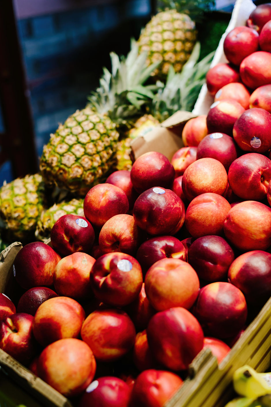 HELLO, FRESH: FUN AT THE FARMERS' MARKET